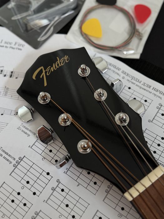 Срочно‼️Акустическа Гитара Fender. Полная Комплектация‼️