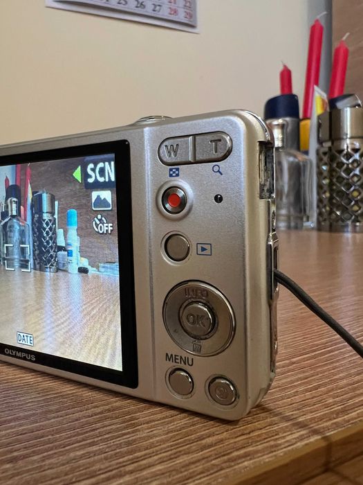 Фотоапарат Olympus 14Mp (+ Подаръци )