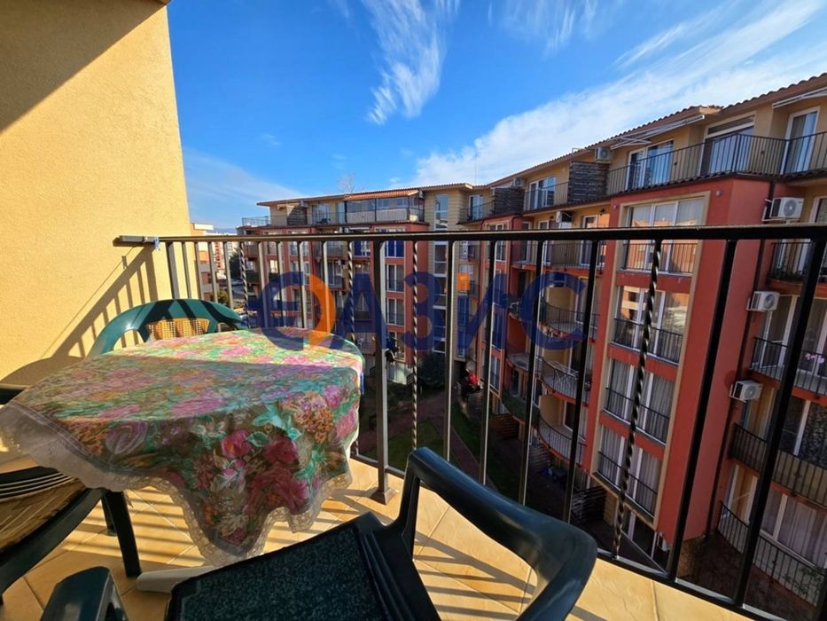 Продава се Едностаен апартамент в к.к. Слънчев бряг - 36 кв.м за 1375 €/кв.м - Снимка #12