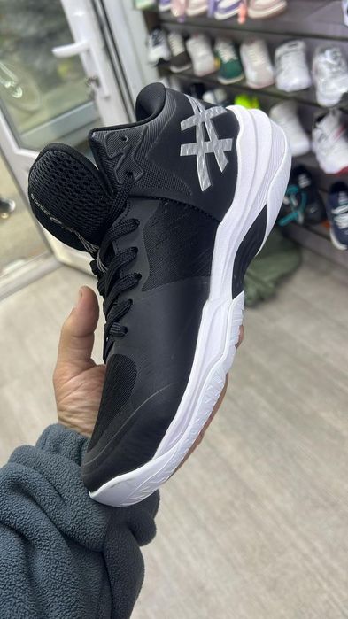 Кроссовки последня пара Скидка