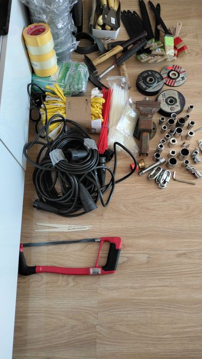 Vind cleștii instalator, preț negociabil