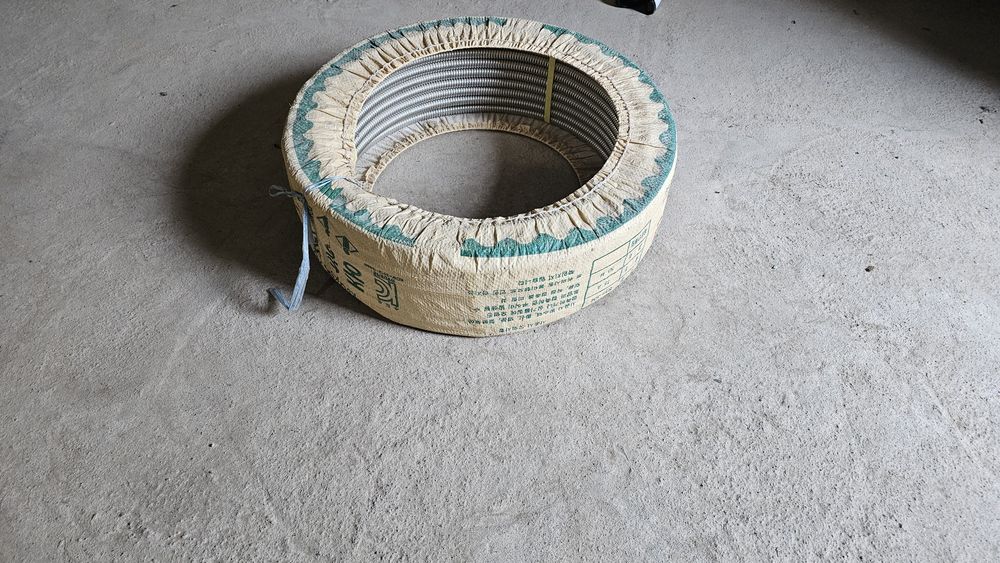 Гофрированный шланг для горячей воды 50м Южная корея