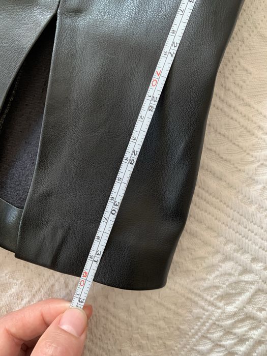 Черна кожена рокля