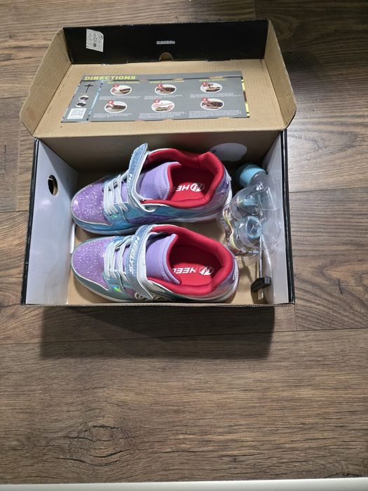 Adidasi cu role  Hellys  nr 33