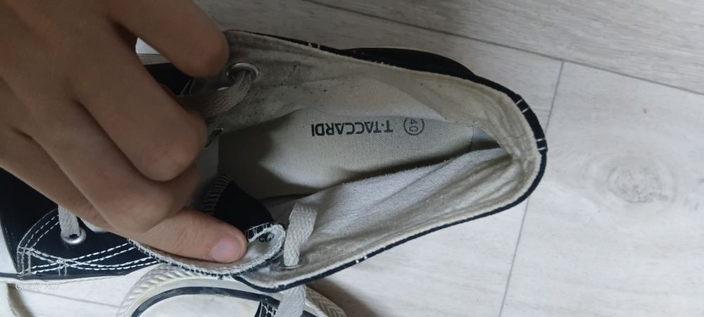 Продам кеды (подобие конверсов)