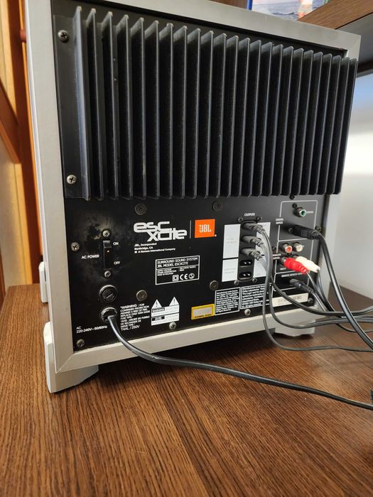 Vand sistem 5.1 JBL 400w