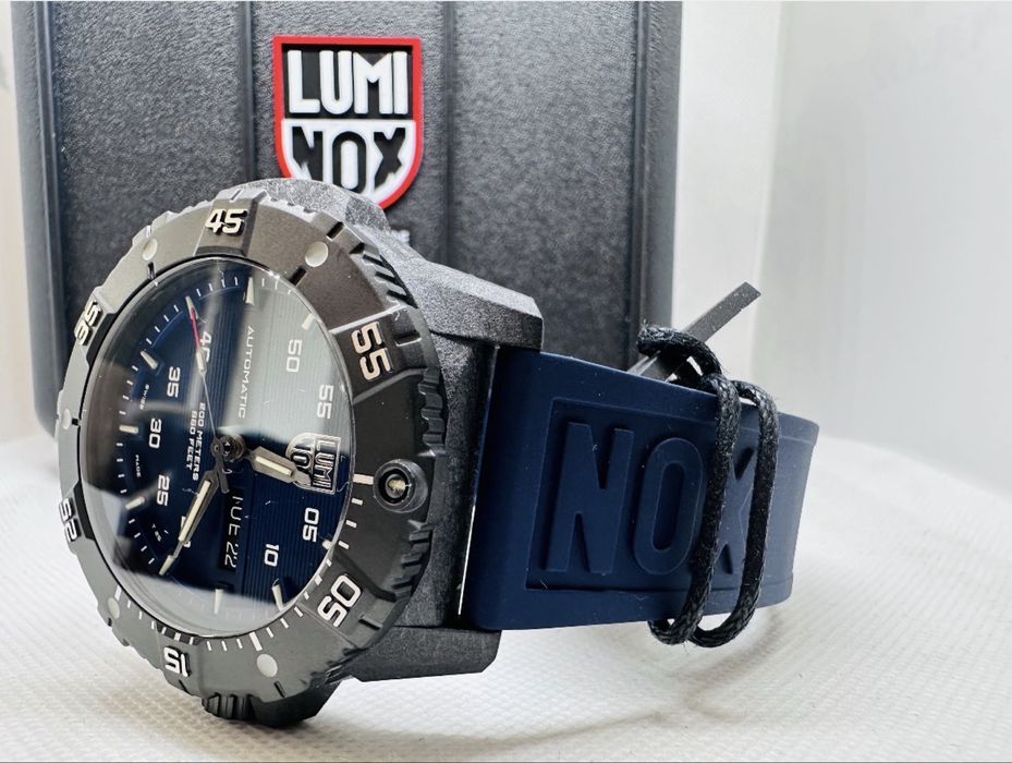 luminox Master Carbon SEAL Automatic 45 mm Military Dive *Navy Blue*