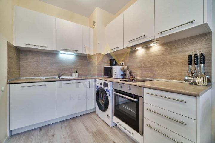 Дава се под наем Двустаен апартамент в Варна, Аспарухово - 60 кв.м за 600 € - Снимка #1