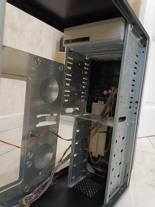 Стильный корпус для пк. Unicode