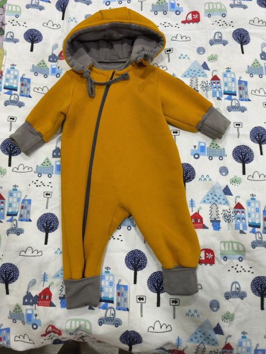 Продам комбинезон размер 68-80