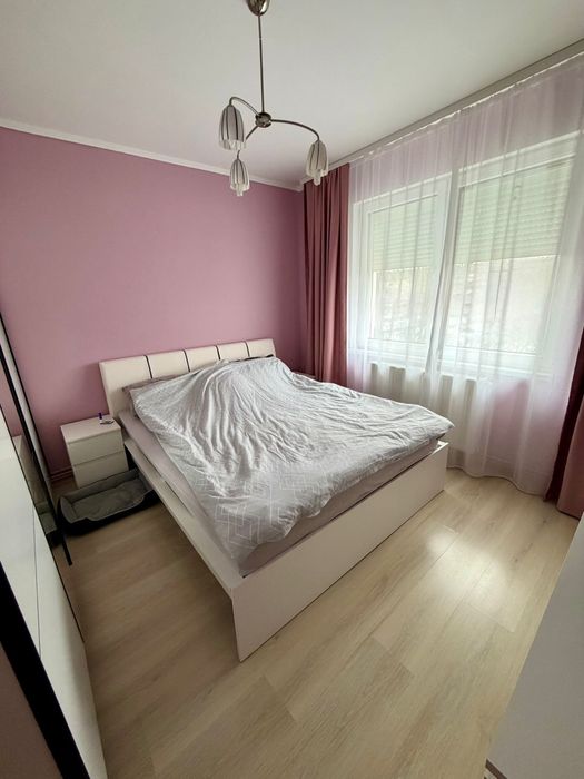 Vand apartament 3 camere (fara agentie )
