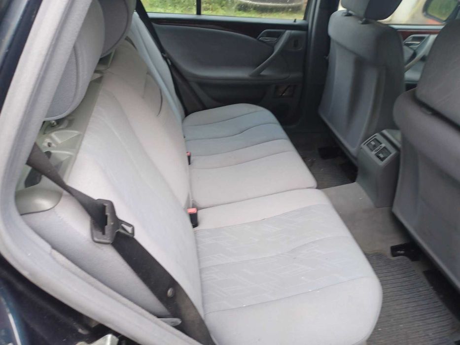 Mercedes e240 на части