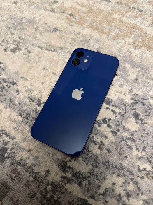 IPhone 12 Продам Айфон 12