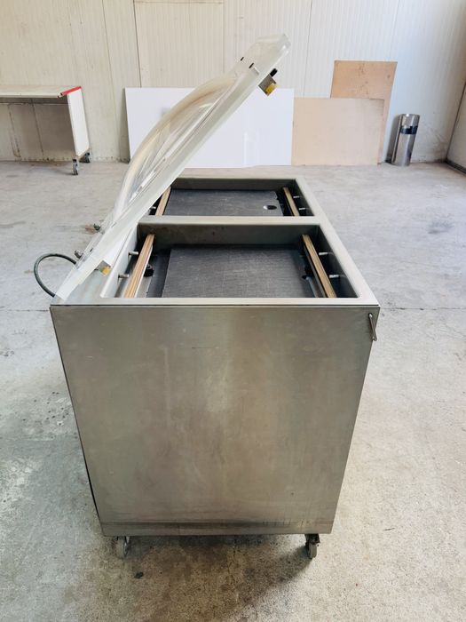 Masina de ambalat cu doua camere, cu gaz  HENKOVAC 340i