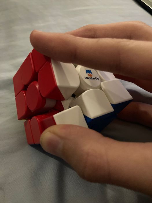 Cub Rubik Gan Monster Go