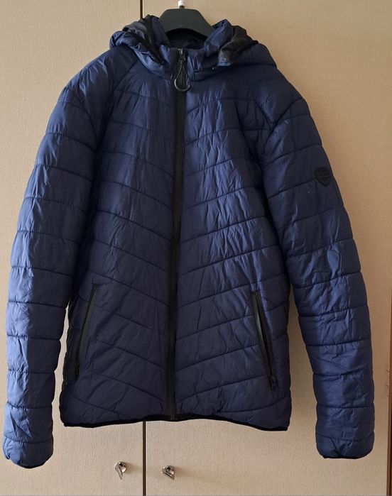 Куртка Фирма колинс colin's , размер л
Продам куртка колинс, фирма Col