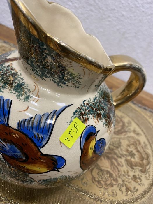 Голяма италианска кана от порцелан каподимонте