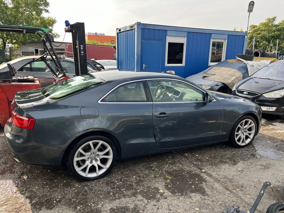 Audi A5 2.7 TDi 2009г. на части