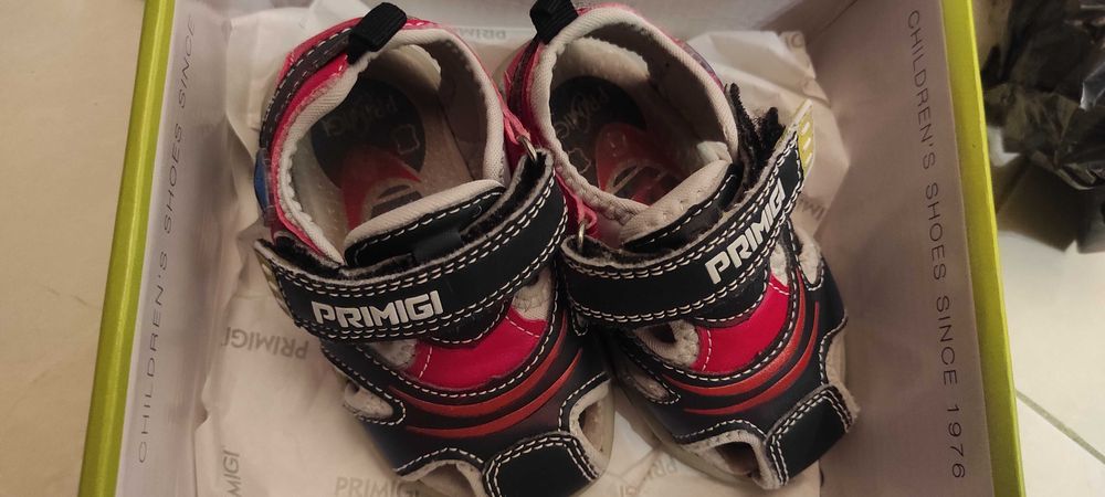 Детски сандалети PRIMIGI