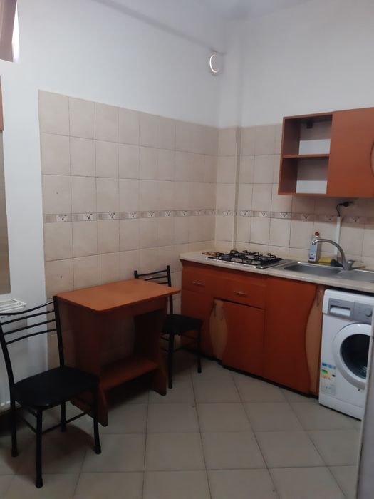 Închiriez la doi elevi/două eleve zona spital CFR