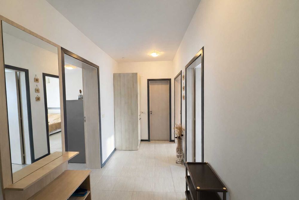 Продава се Тристаен апартамент в Черноморец - 85 кв.м за 780 €/кв.м - Снимка #8