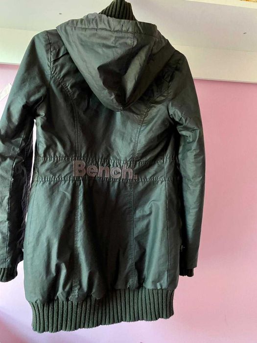 Vând haine originale in stare buna