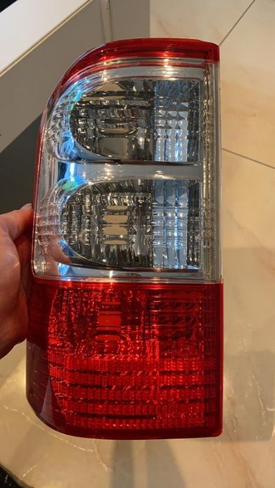 Lampa spate stop semnalizare NISSAN PATROL Y61 (2003-2005)
