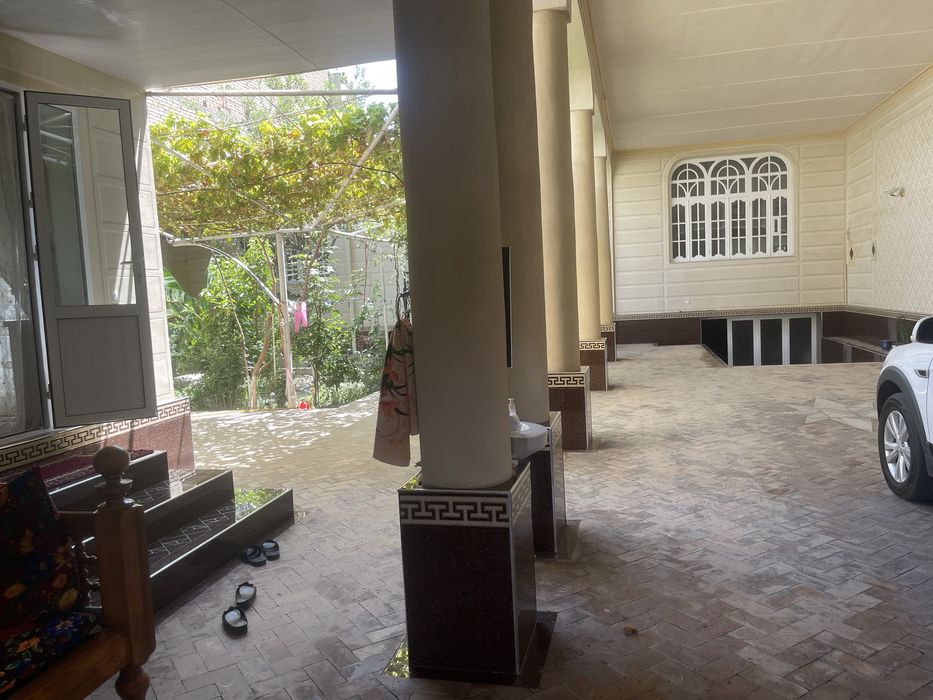 Дом в центре города 6 соток