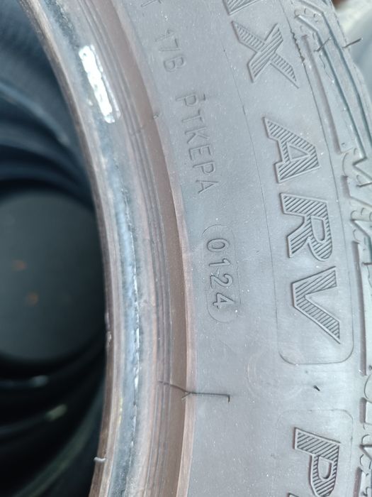 Продам  265 50 R20