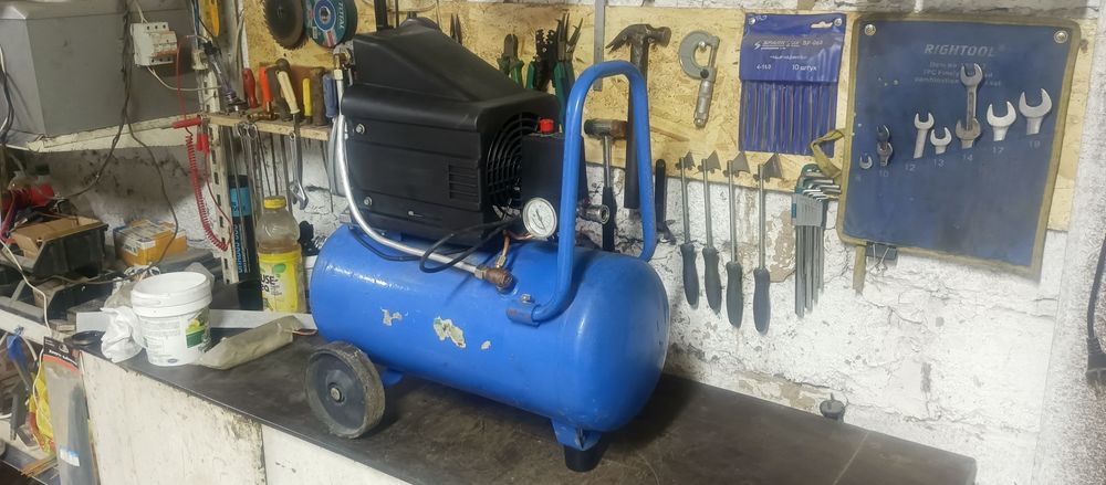 Компрессор поршневой воздушный