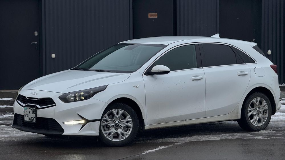 Продам машина kia seed