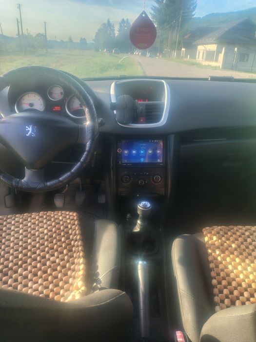 De vînzare Peugeot 207 eco.benzina și gpl.tel 0763862542