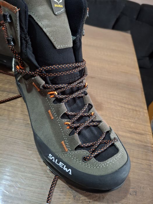 Туристически зимни обувки Salewa  номер 41