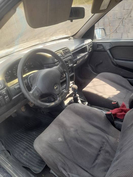 Опель вектора 1993