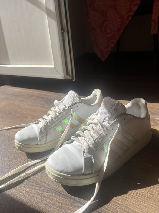 Спортни обувки Adidas