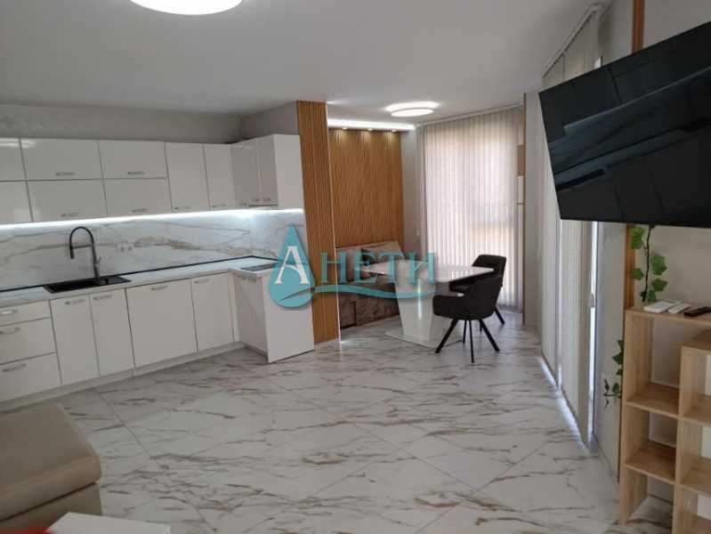 Дава се под наем Двустаен апартамент в София, Студентски град - 71 кв.м за 1196.97 € - Снимка #3