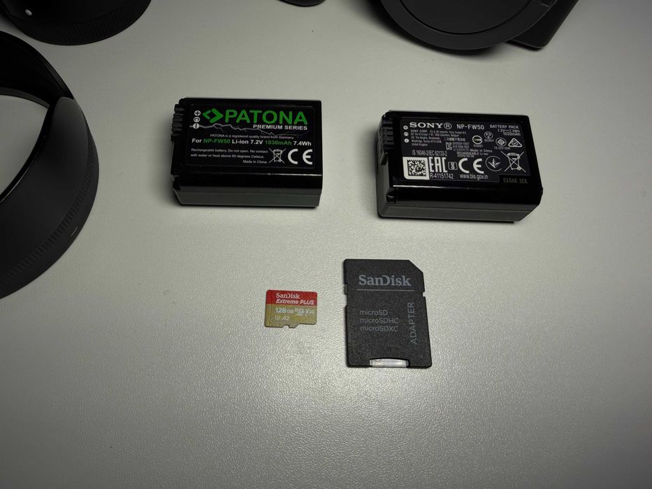 Sony ZV-E10 Mirrorless + Sigma 16mm f1.4 Sony E + Accesorii livestream