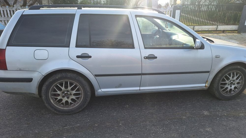 Volkswagen Golf 4