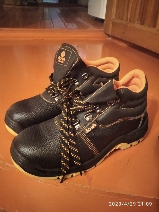 Спец обувь сатылады