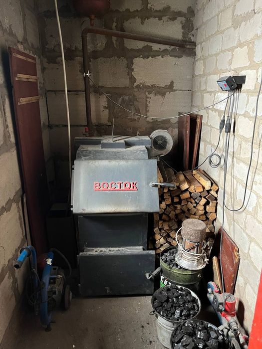 Продаётся уютный, тёплый дом.