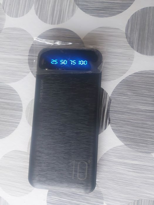 Външна батерия НОВА с капацитет 10000mAh