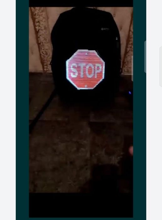 Продам новый рюкзак с экраном