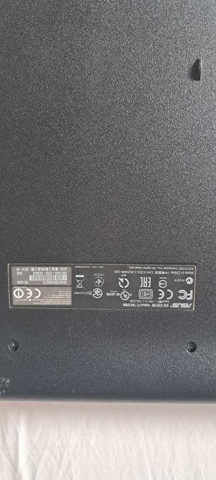 Laptop ASUS, cu incarcator