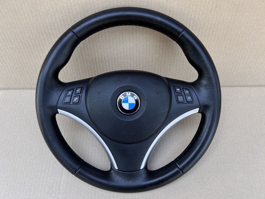 Bmw e90,e91,e87 SportLine волан в много добро състояние. - 2