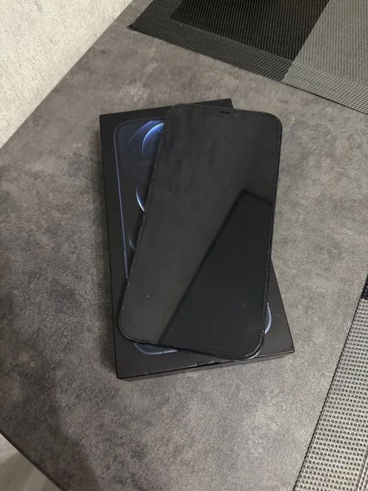 Продам Айфон 12 Про Макс IPhone 12 Pro Max
