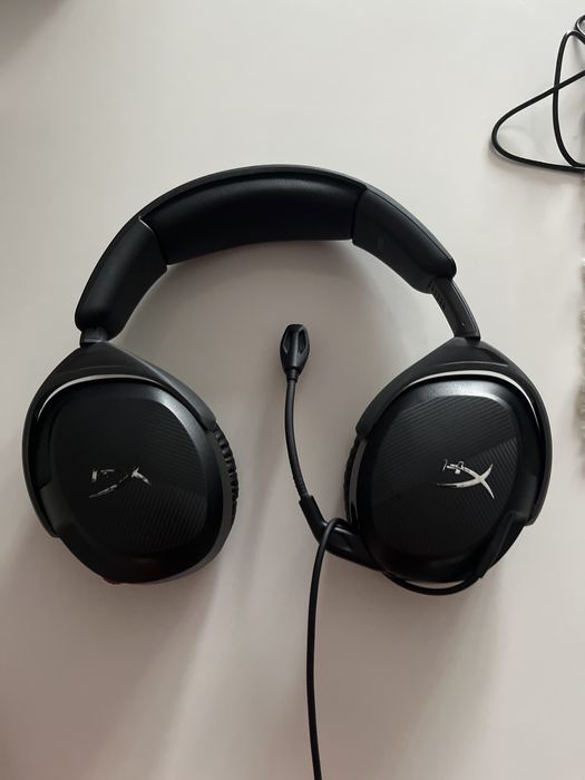 Наушник HyperX продается