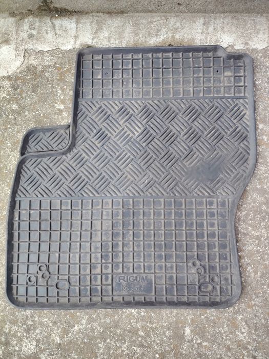 Vand presuri Ford marca Rigum