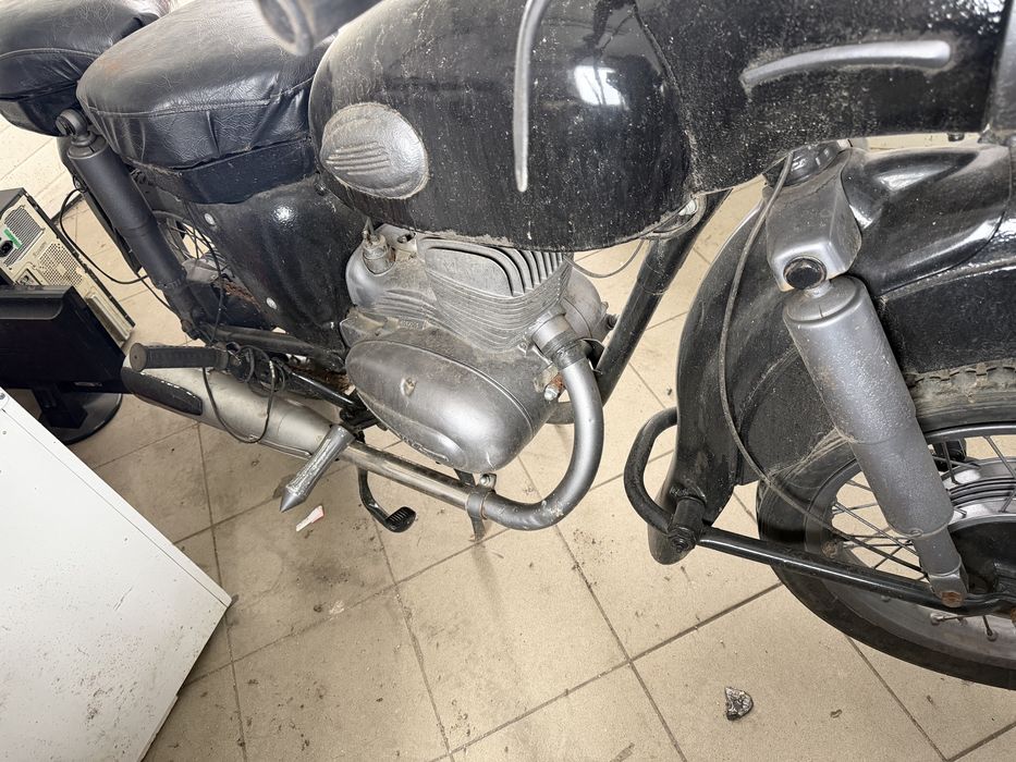 Motocicleta retro MZ an 1963