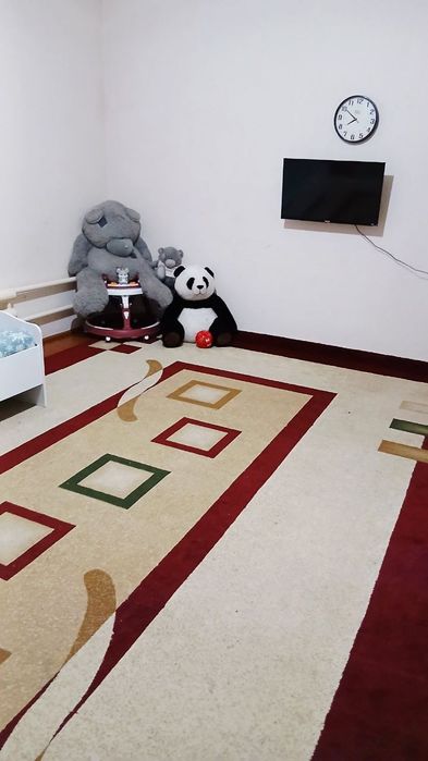 Nurafshon shahrida shoshilinch sotiladi