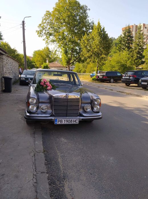 Ретро автомобил Мерцедес Mercedes - Бенц под наем
